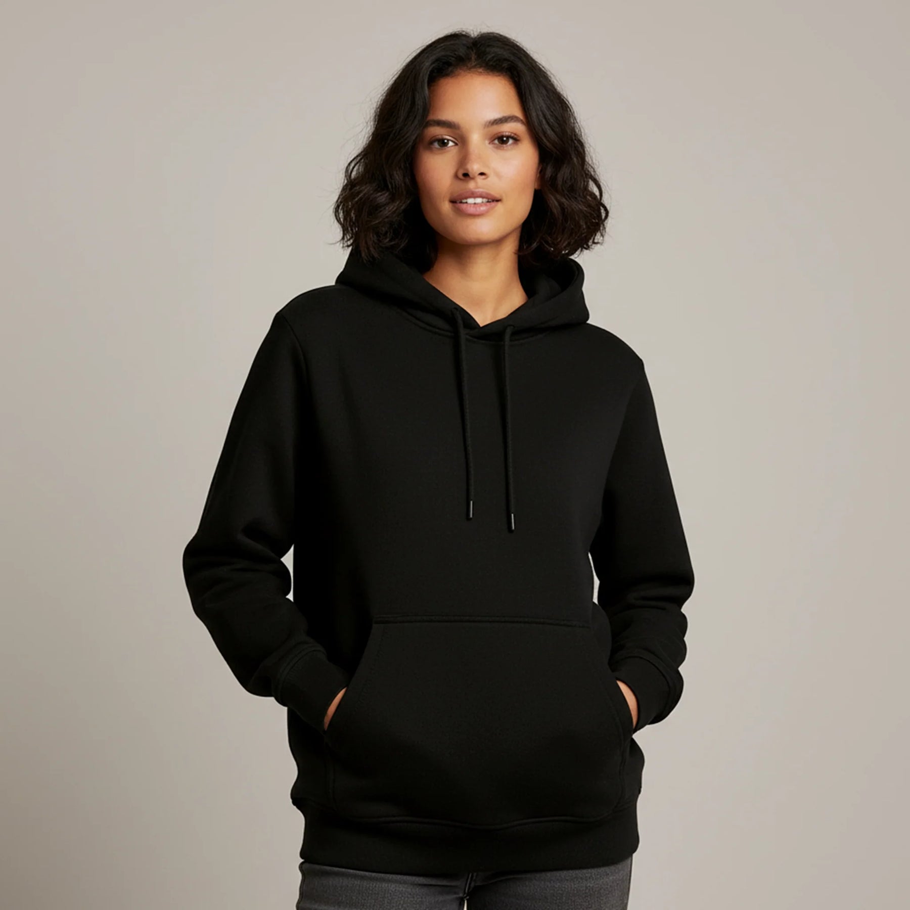 MOLETOM PRETO BÁSICO - UNISSEX