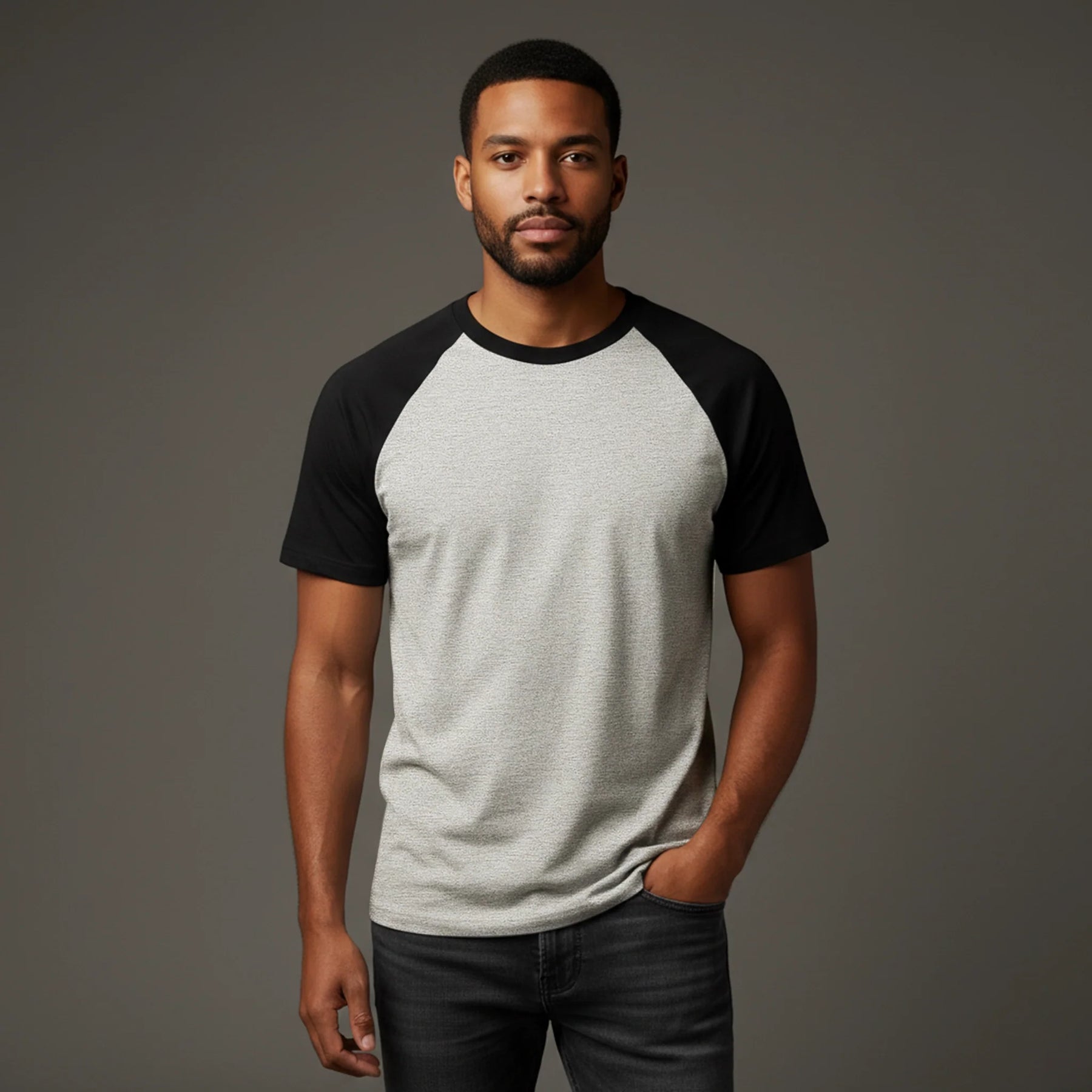 RAGLAN CINZA MESCLA E PRETA BÁSICA