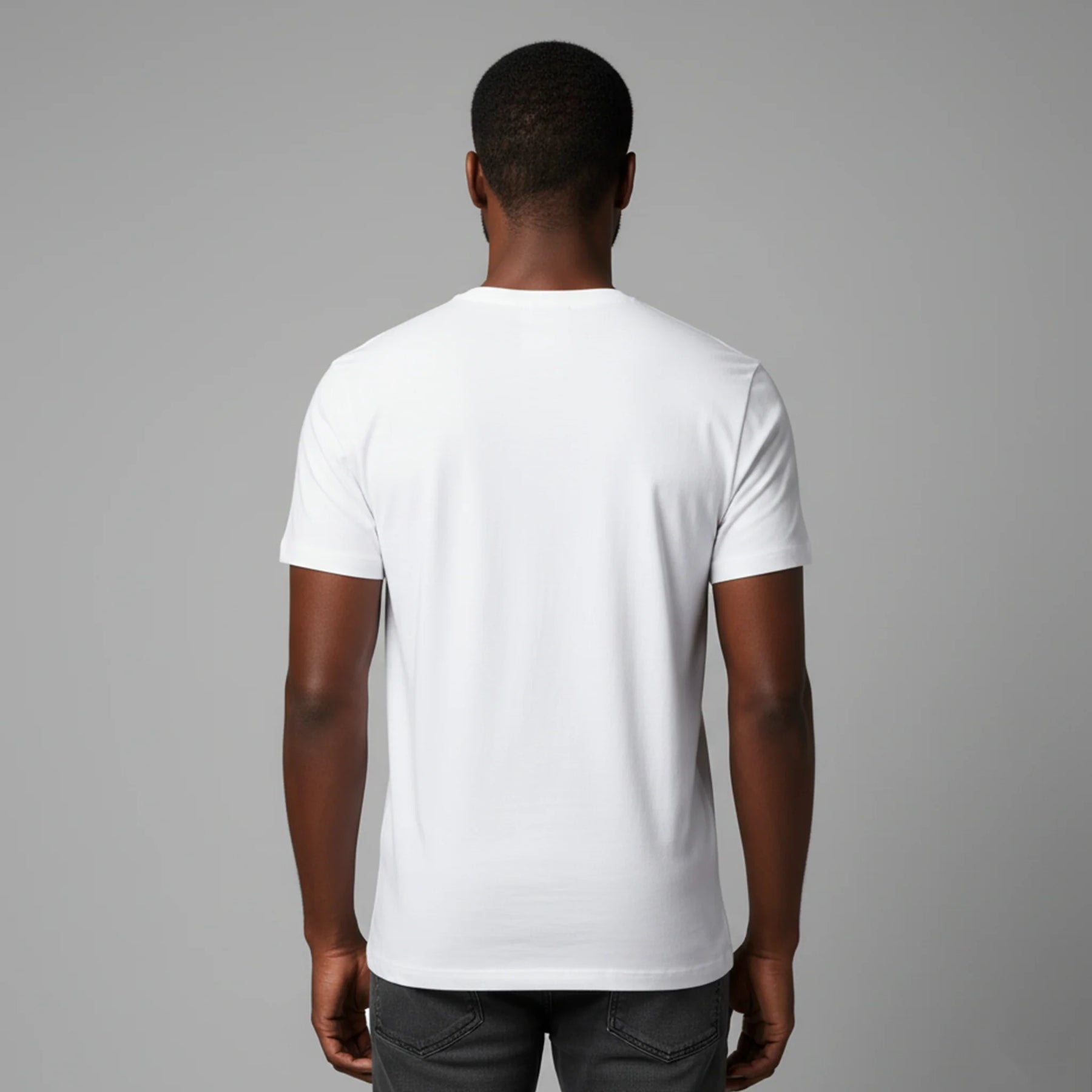 CAMISETA BRANCA BÁSICA - UNISSEX