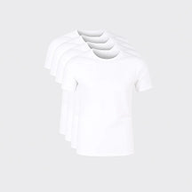 PAGUE 2 E LEVE 4 CAMISETAS BÁSICAS - PRETA E BRANCA